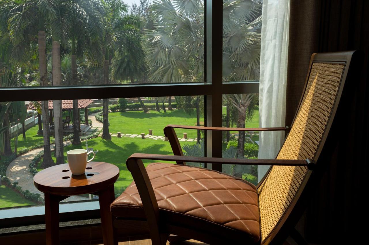 The Crescent Hotel Panaji Exterior photo
